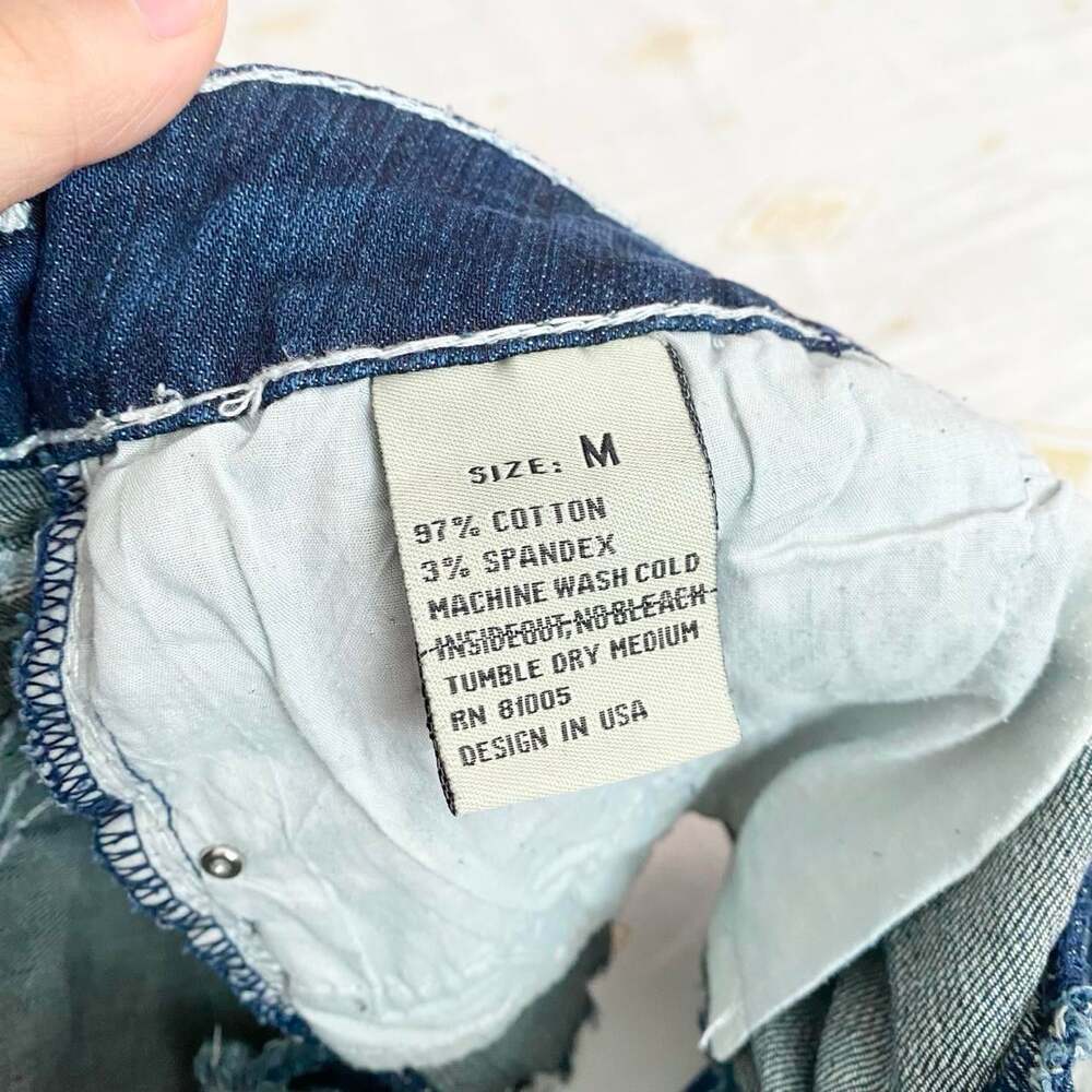 vintage 2000s ultra low rise dark wash denim shorts - Picture 6 of 8